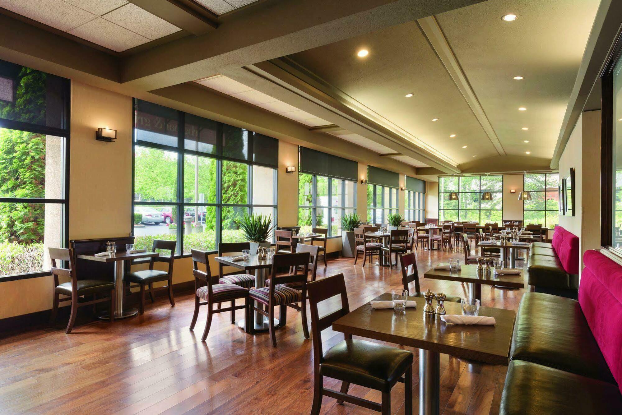 Radisson Hotel Seattle Airport سيتاك المظهر الخارجي الصورة